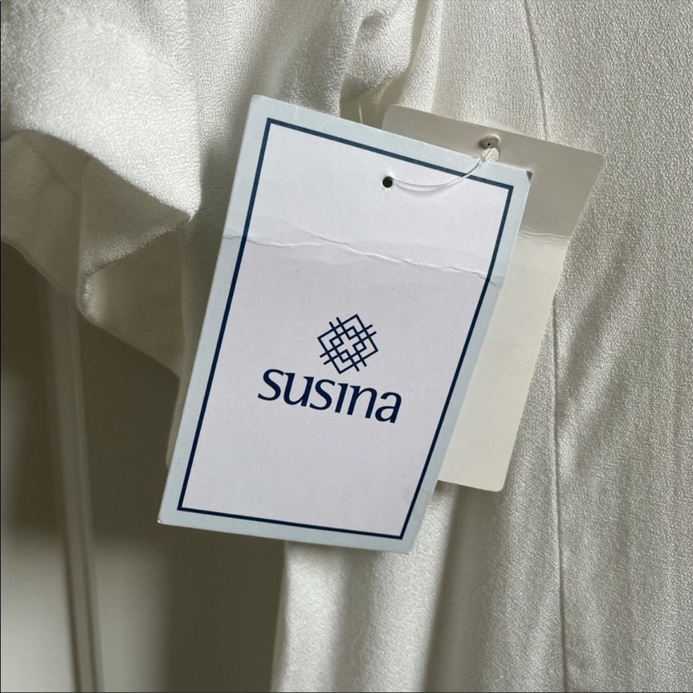 NWT White Blouse - Picture 4 of 6